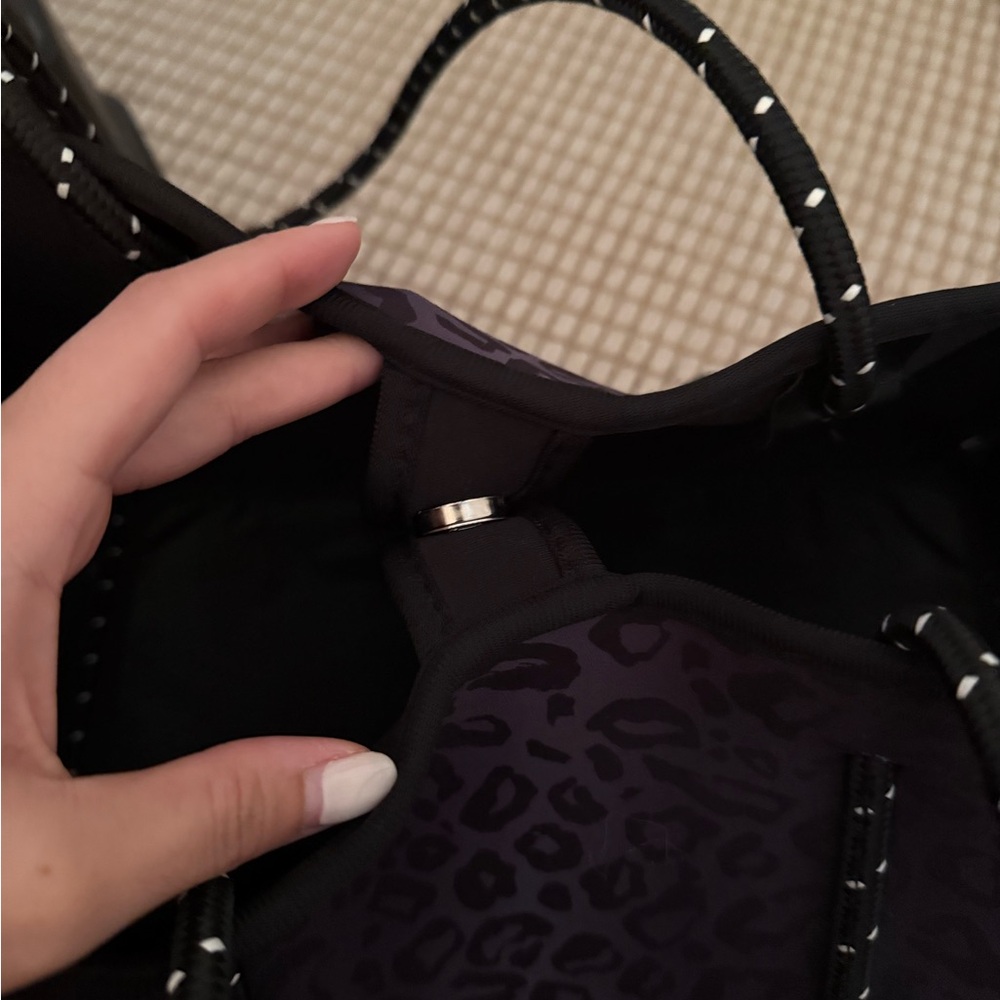 Leopard Print Women's Bag - Picture 6 of 10
